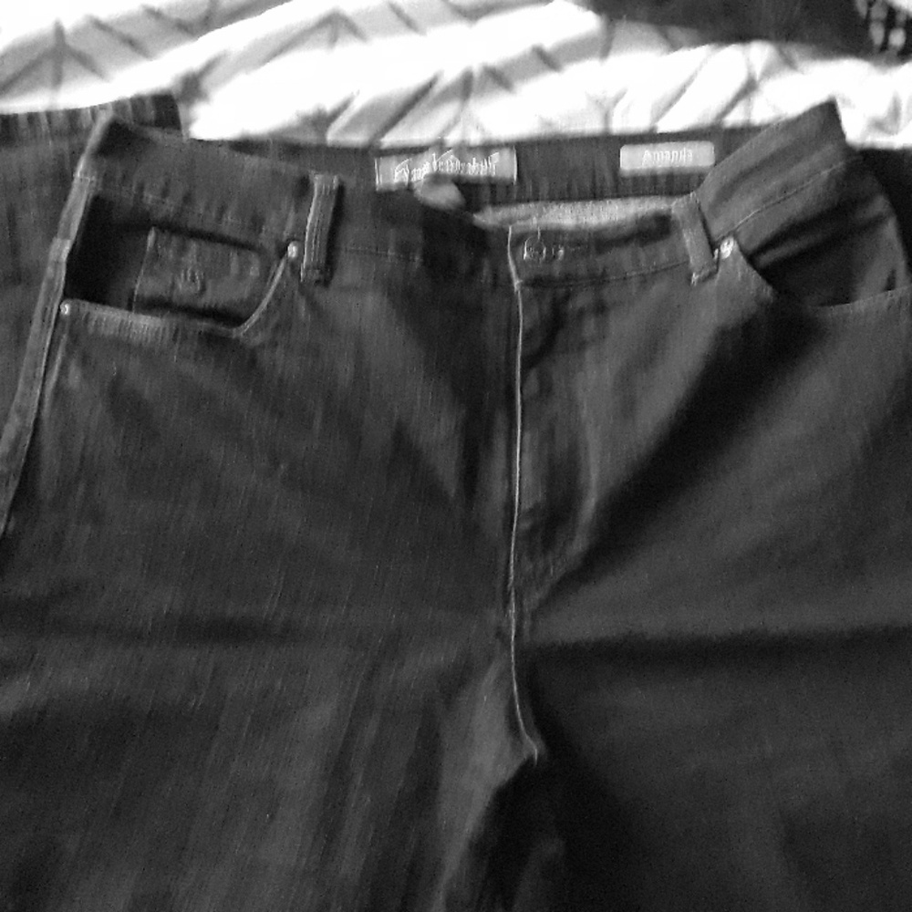 Jeans brand new.  Never worn but took tags off.